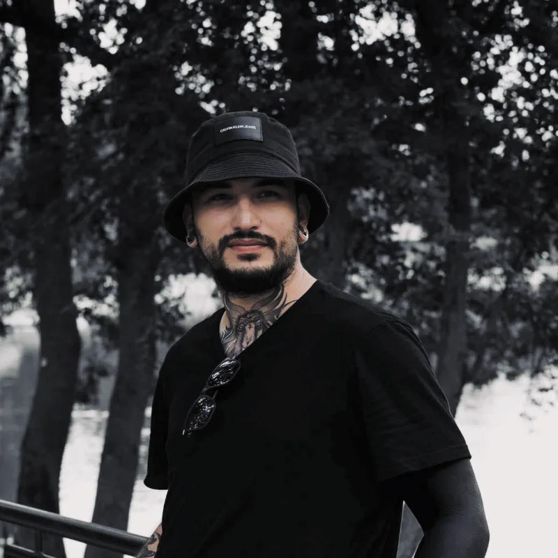 BALÁZS portréja
